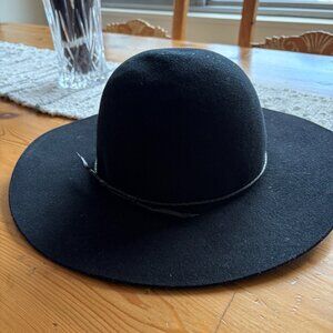 Black Felt Hat with Leather Band NWT